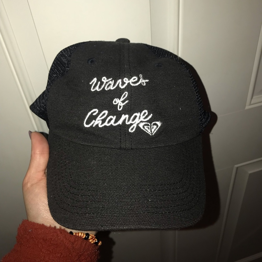 Roxy ball cap
